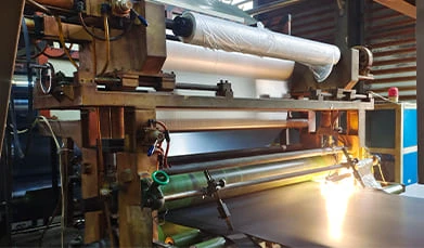 Three-roller calendering machine